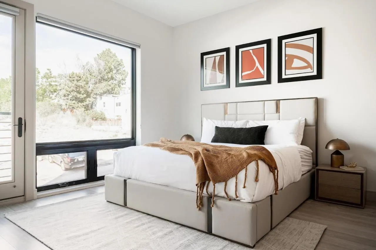 Walk To Gameday - Jefferson Park Condo - Tesoro Denver