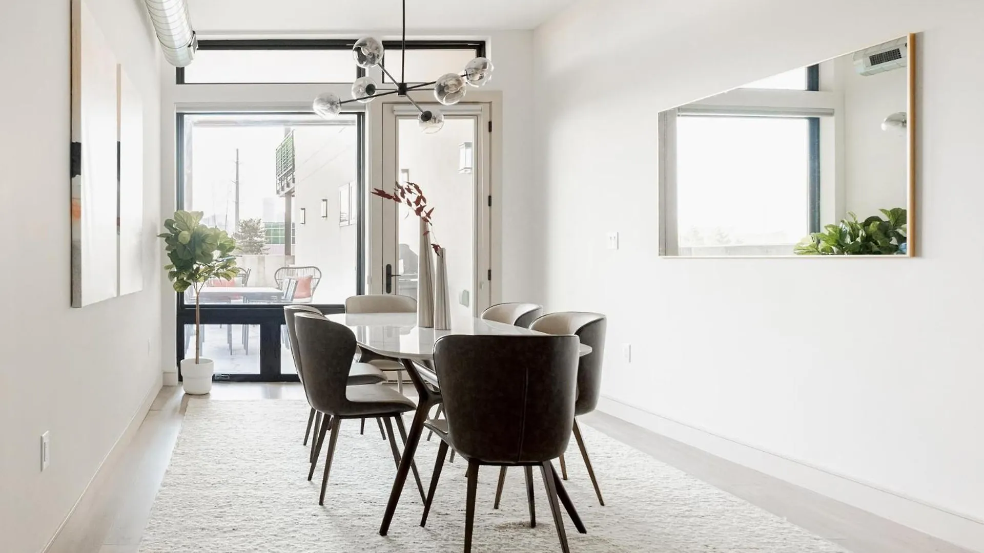 Walk To Gameday - Jefferson Park Condo - Tesoro Denver Holiday home
